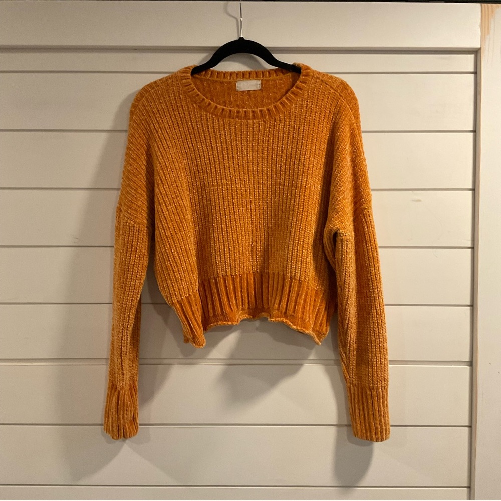 Women’s knit sweater